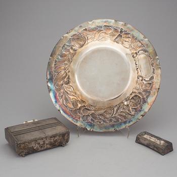 FAT och ASKAR, 2 st, silver och nysilver. Bland annat GAB, Stockholm 1934 och WMF. Silvrets vikt ca 1220 gram.