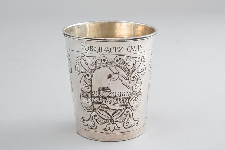 A BEAKER, silver. Faint marks. Moscow 1740. Height 7,5 cm, weight 74 g.