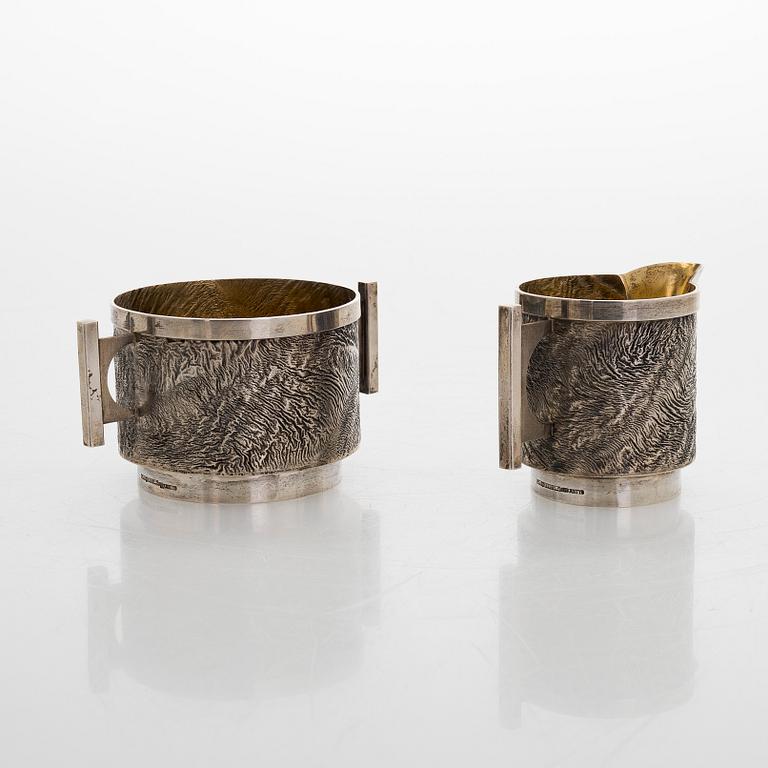 Pekka Turtiainen, A parcel-gilt silver creamer and sugar bowl, Helsinki 1971.