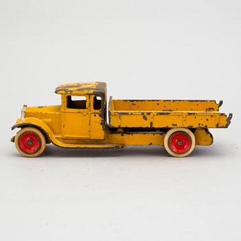 AB SKOGLUND & OLSSON GEFLE, Seto lastbil No 106, gjutjärn, 1930-tal.