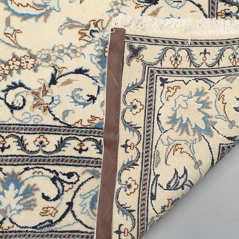 MATTA, troligen Tabas Nain, 1900-talets senare del, 290 x 194 cm.