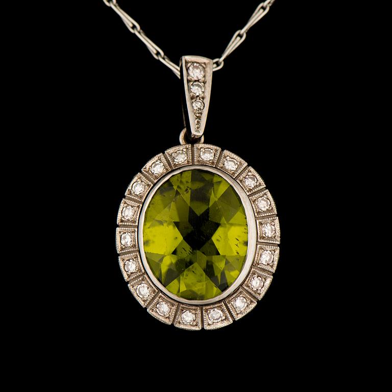 HÄNGE, fasettslipad peridot, åttkantslipade diamanter, 18K vitguld. A. Tillander, 1996.