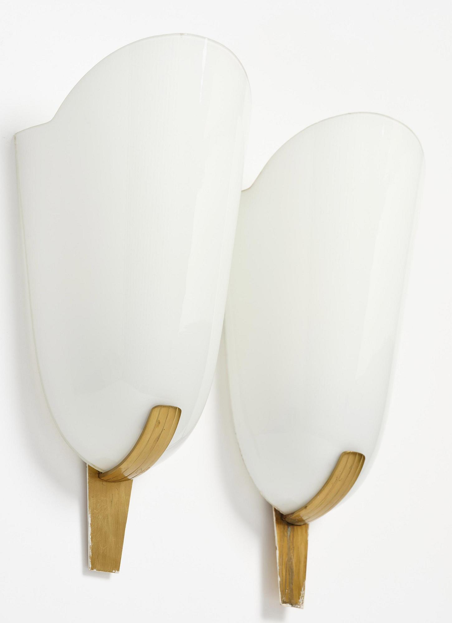 Harald Notini, a pair of wall sconces model "8495", Arvid Böhlmarks Lampfabrik, Stockholm, 1940s.