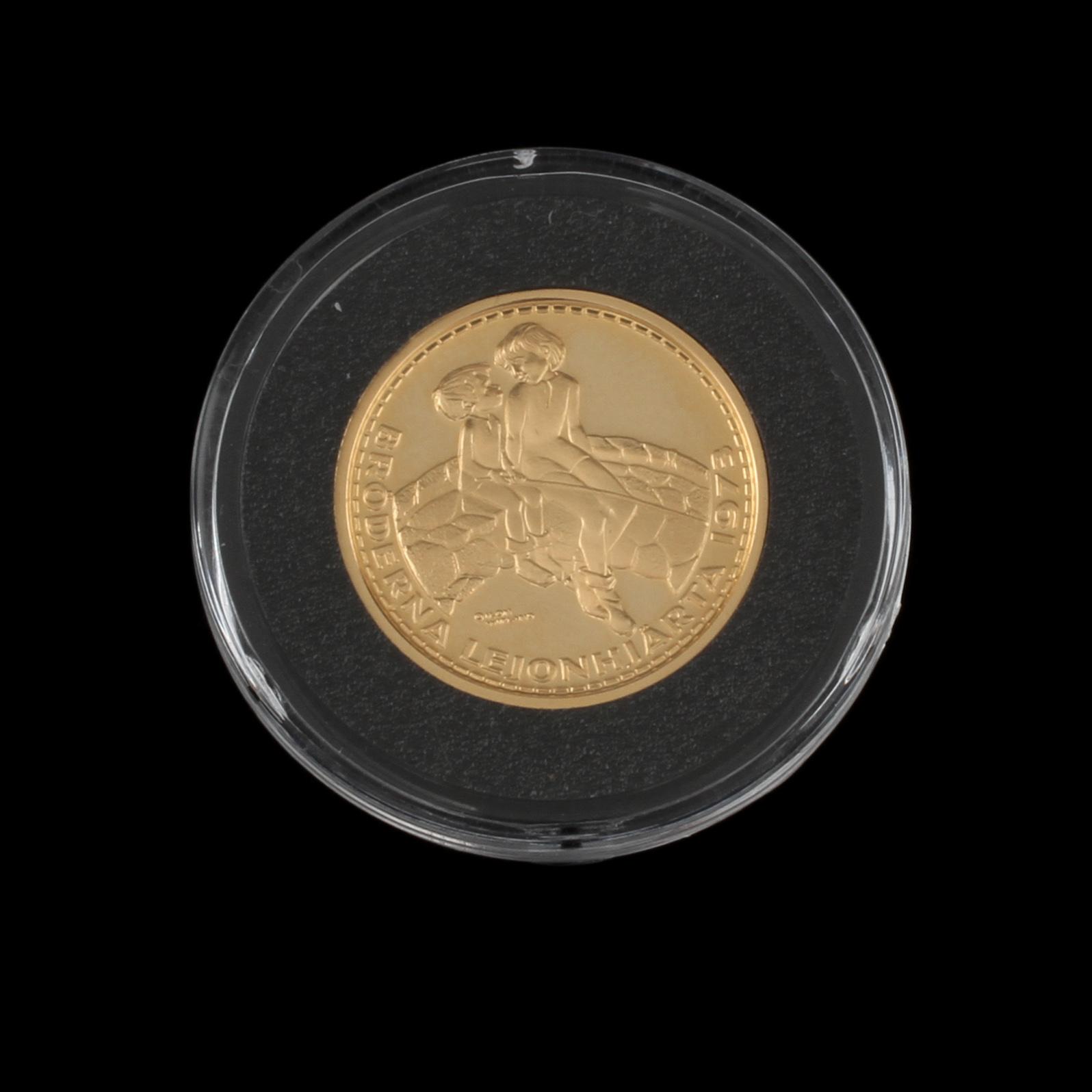 MYNT, 24 k guld, "Bröderna lejonhjärta 1973", vikt ca 9 g.