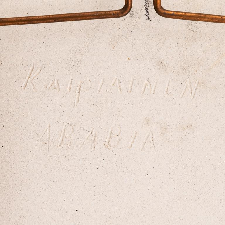 Birger Kaipiainen, a decorative plate signed Kaipiainen Arabia.