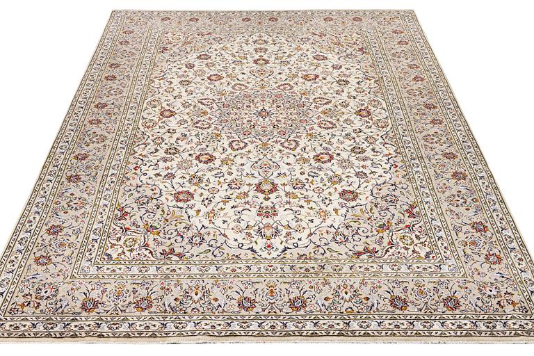 A Keshan carpet, c.. 350 x 250 cm.