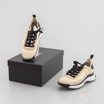 Chanel, sneakers, size 39.