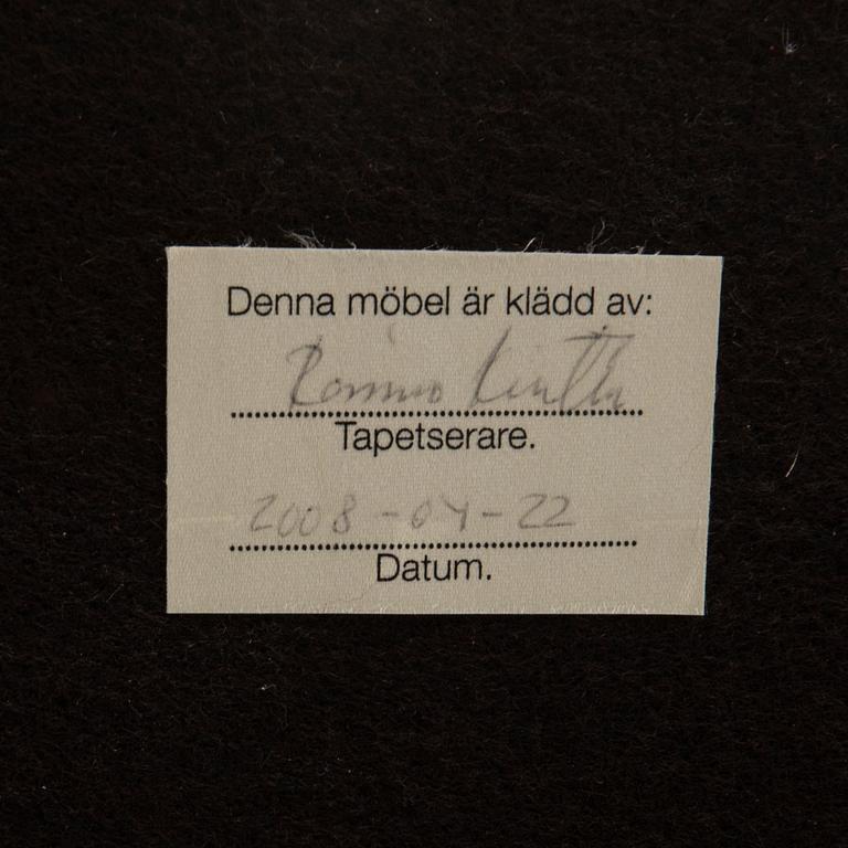 Josef Frank, fåtölj, modell 336 för firma Svenskt Tenn 2008.