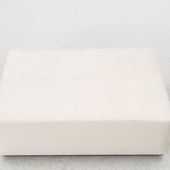 Ottoman, Molteni, Italy, contemporary.