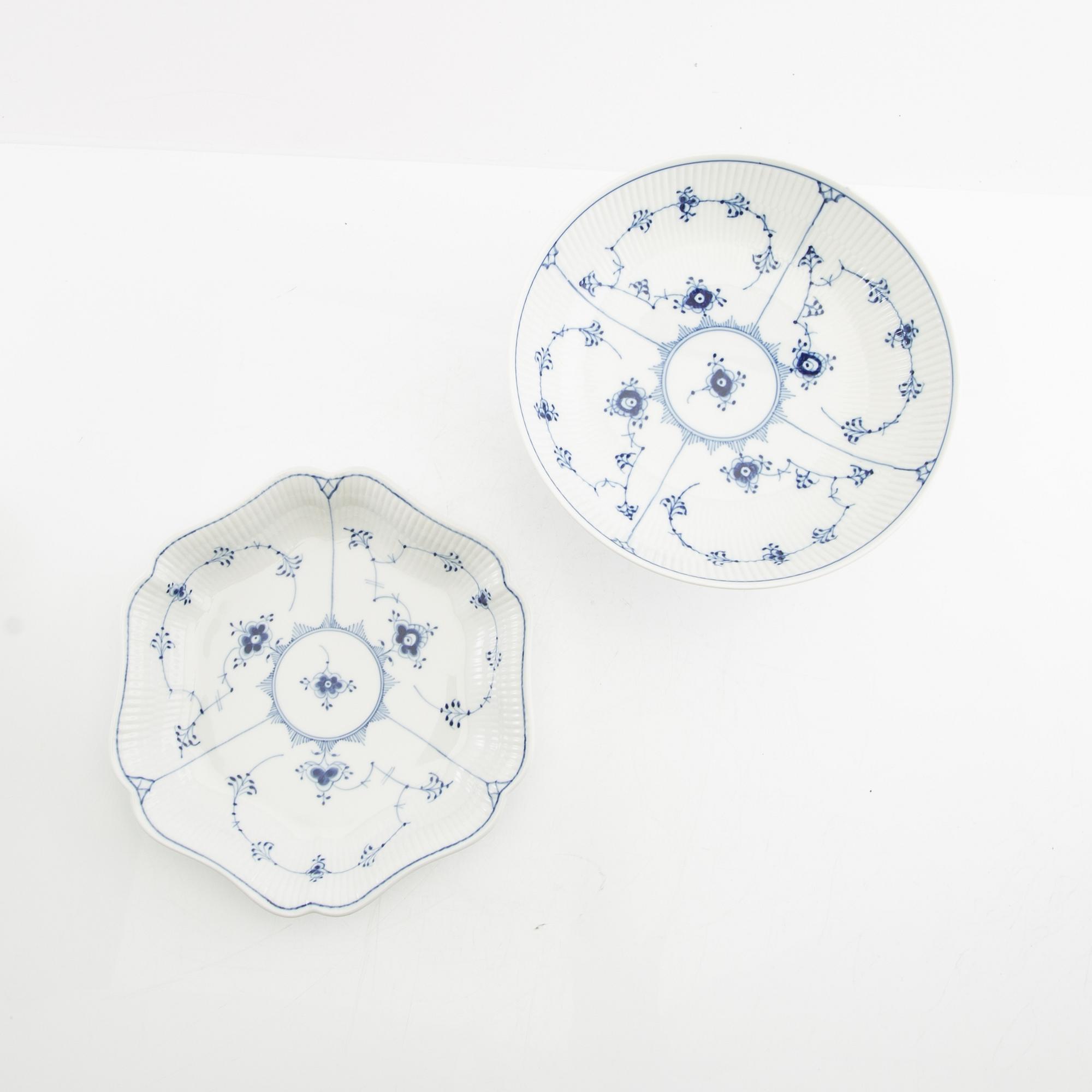 Servis 31 dlr "Musselmalet rifflet" Royal Copenhagen Danmark 1900-talets senare del porslin.