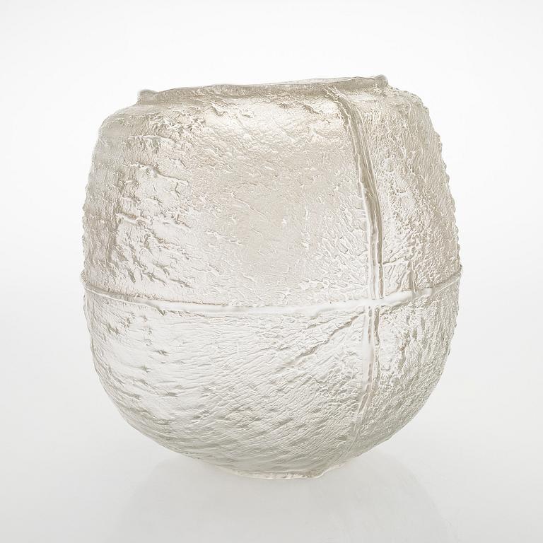 Timo Sarpaneva, vase, from the Finlandia series for Iittala, unsigned.