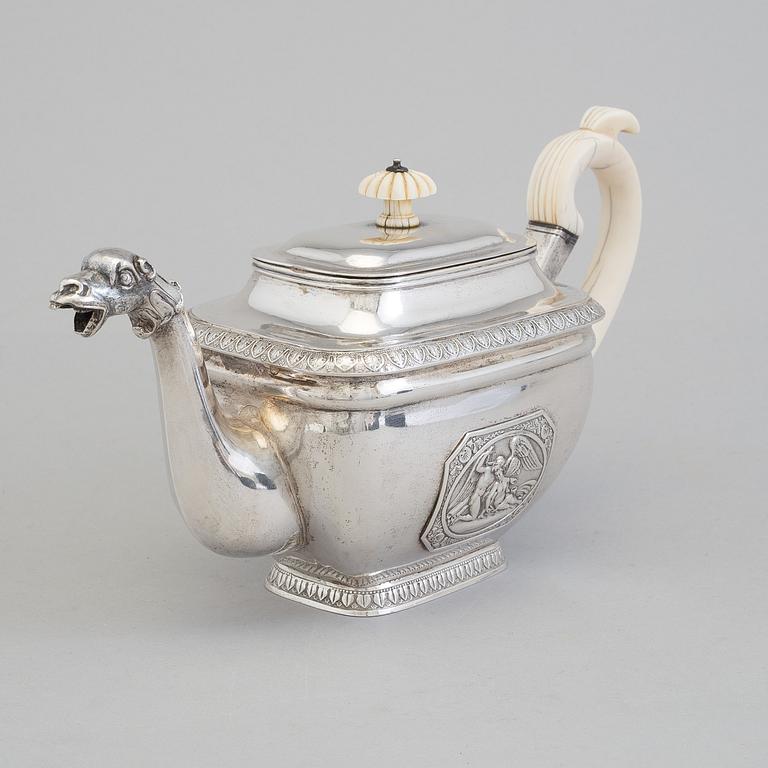 A Russian 19th century parcel-gilt tea-pot, mark of Jacob Wiberg possibly, Moscow 1832.