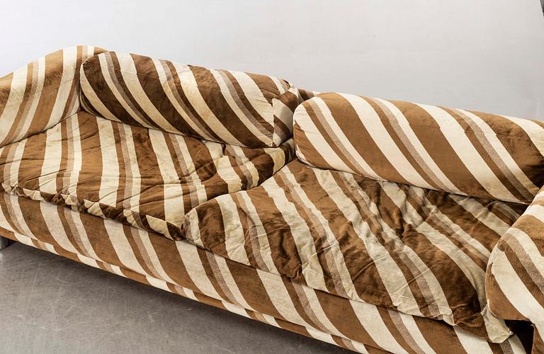 A 'Diplomat' sofa, Howard Keith Furniture, England, 1970's.