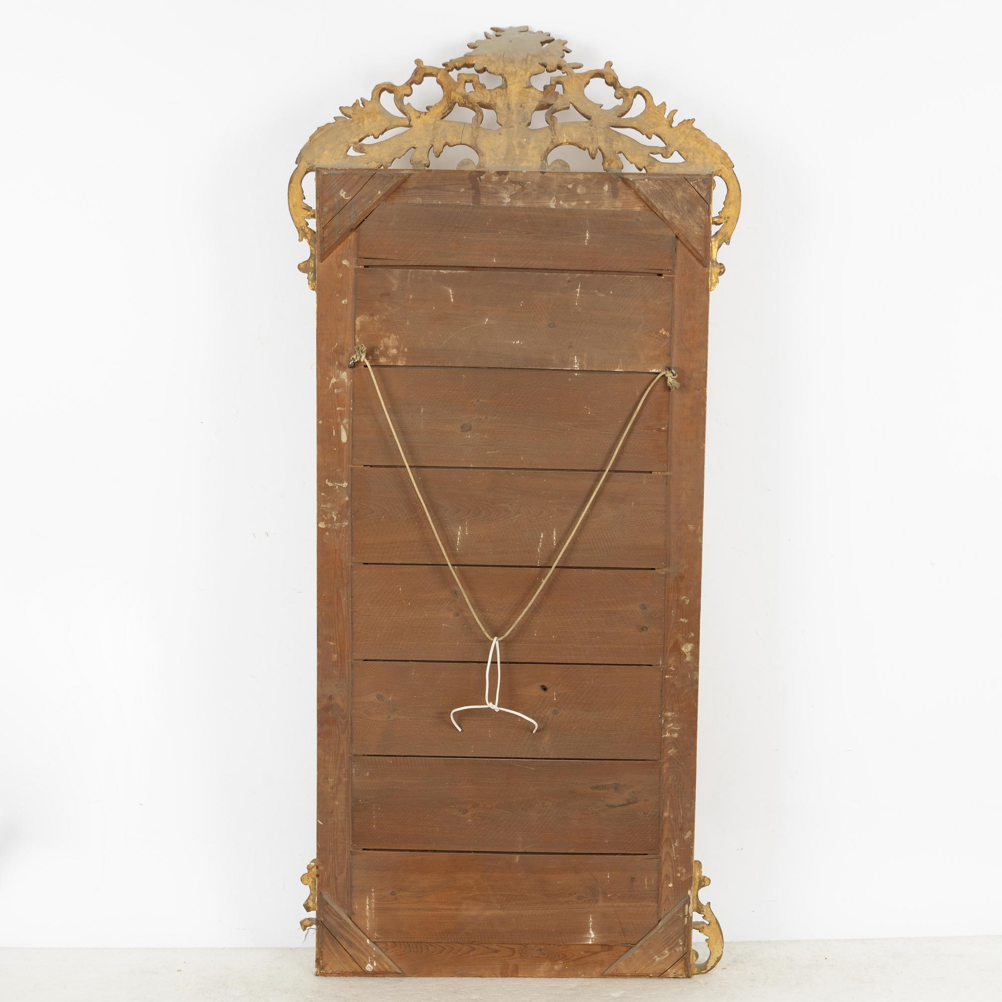 Spegel och konsolbord, rokokostil 1800-tal.