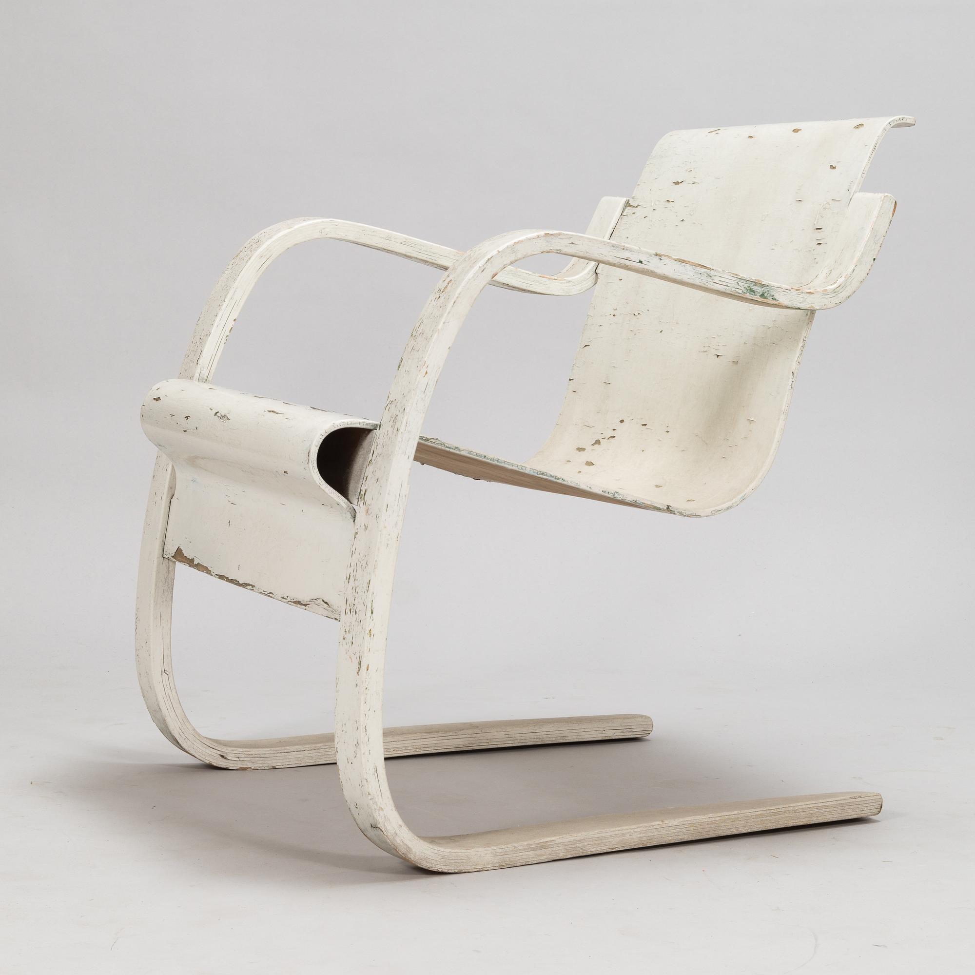 Alvar Aalto, fåtölj, modell 13, O.Y. Huonekalu- ja Rakennustyötehdas A.B. tidigt 1930-tal.