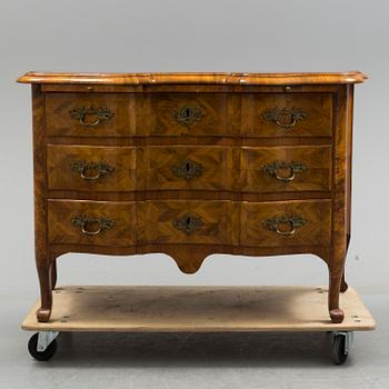A late baroque mid 18th century chest of drawers by Christian Linning.