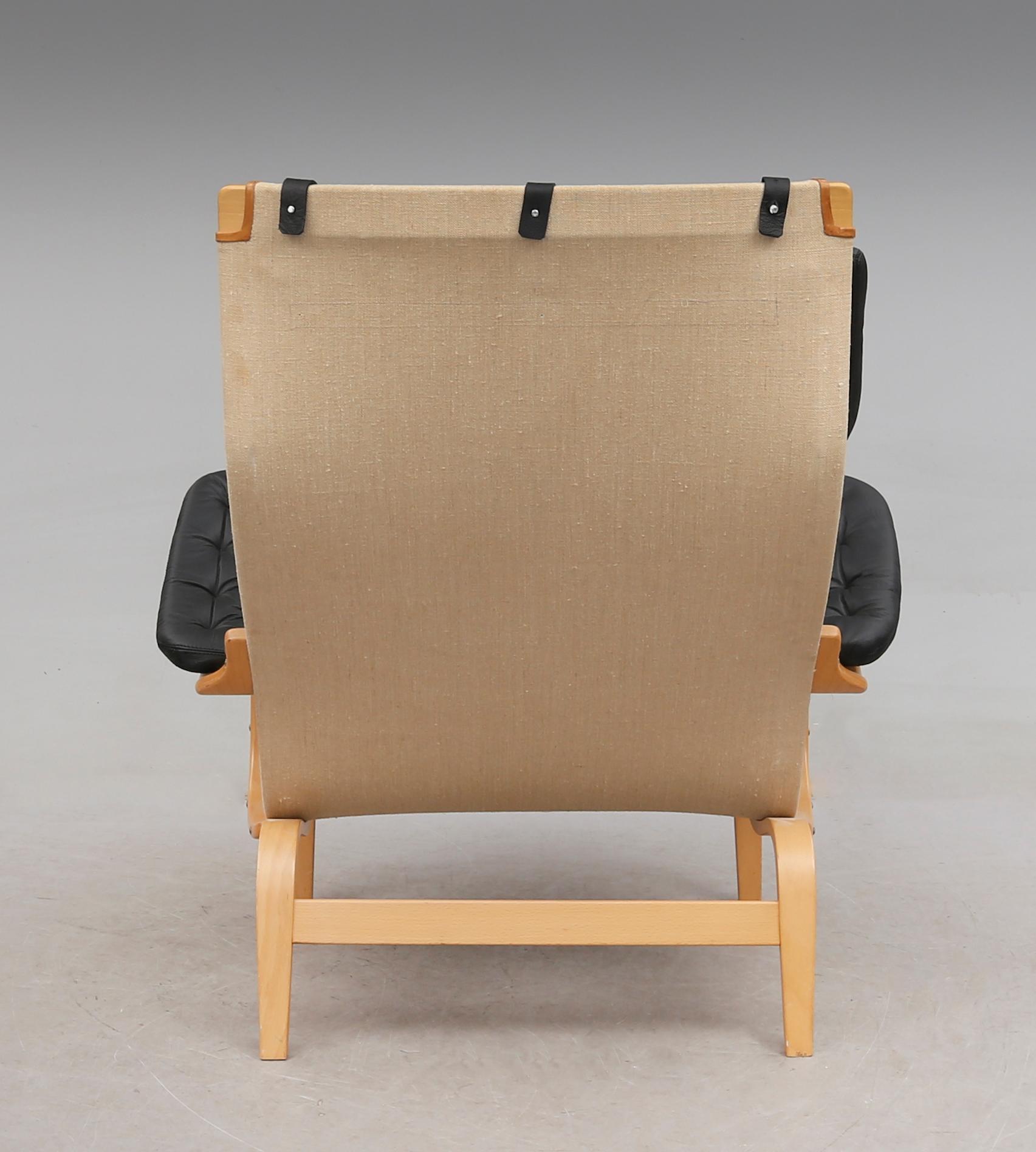 FÅTÖLJ, "Pernilla", Bruno Mathsson, Dux, 1900-talets andra hälft.