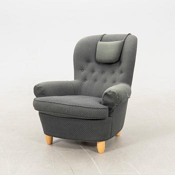 Carl Malmsten, armchair "Jättepaddan" OH Sjögren, circa 2000.