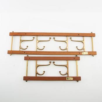 Klädhängare, två st "Dekorativ" Skoglunds metallgjuteri Anderstorp 1950-/60-tal.