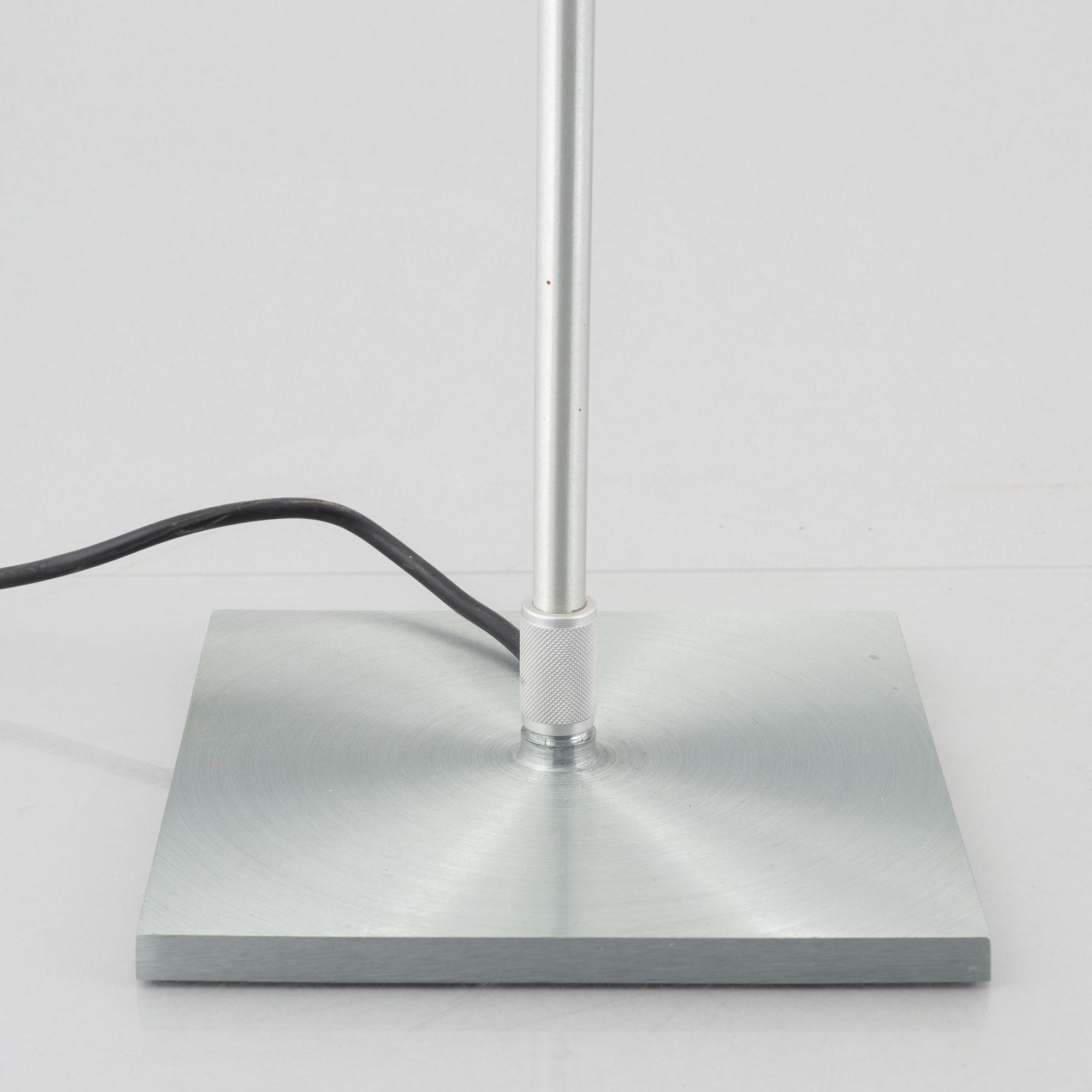 Paolo Rizzatto, bordslampor, ett par, "Costanzina", Luceplan, Italien.