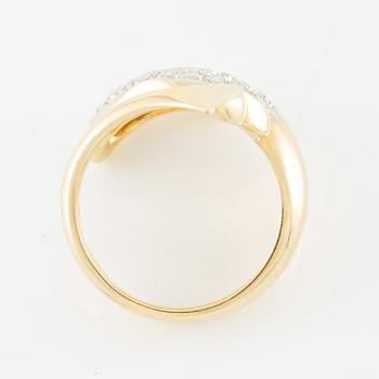 Ring in the form of a dolphin, 18K gold with brilliant-cut diamonds, Italy.