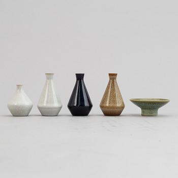 Bertil Lundgren, a set of four stoneware miniature vases and a bowl, Rörstrand, 1970's.