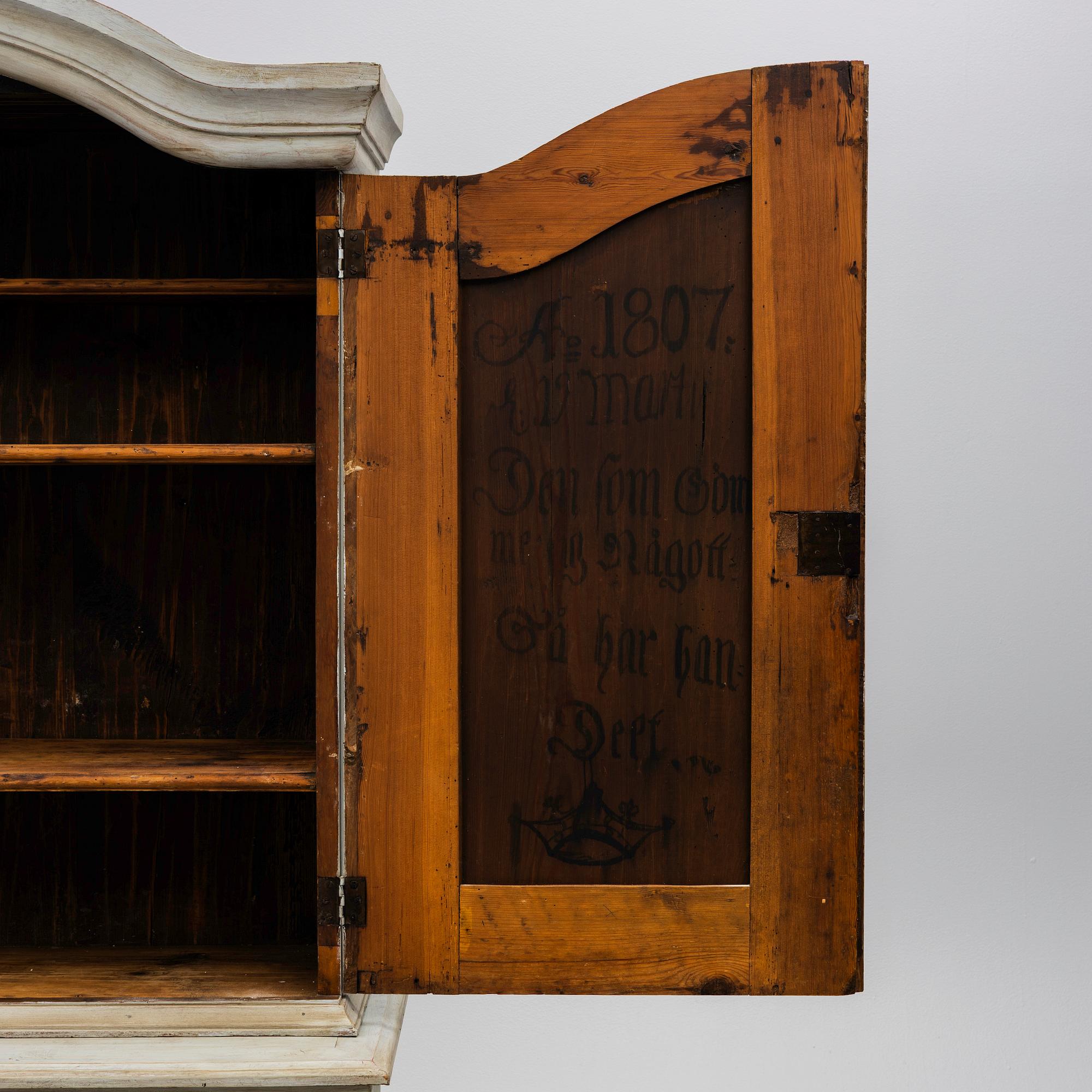 A cabinet, early 19th century.