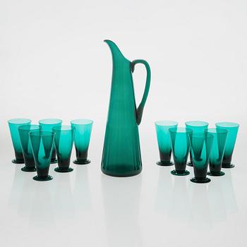Nanny Still, tillbringare och tolv glas, modell T/335 ,Riihimäen Lasi Oy, i produktion 1950-1966.