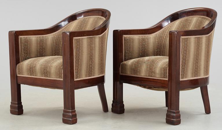 FÅTÖLJER, ett par, art deco, 1920/30-tal.