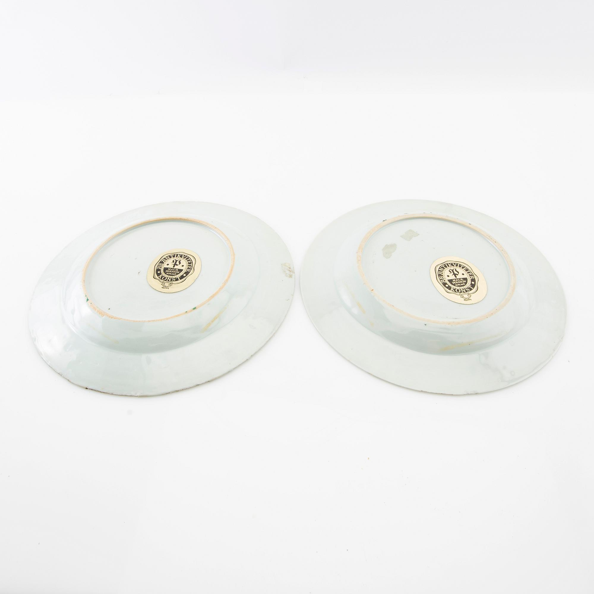 Plates 2 pcs China porcelain 18th century.