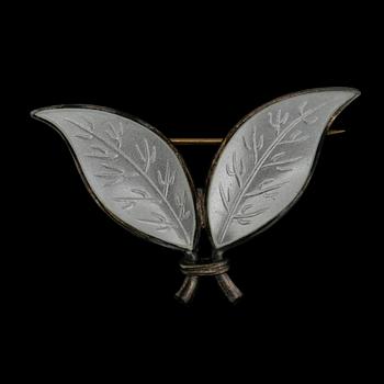 HALSBAND, ARMBAND, ÖRHÄNGEN, ett par samt BROSCH, sterlingsilver och emalj, Norge, 1900-tal. Vikt 48 G.