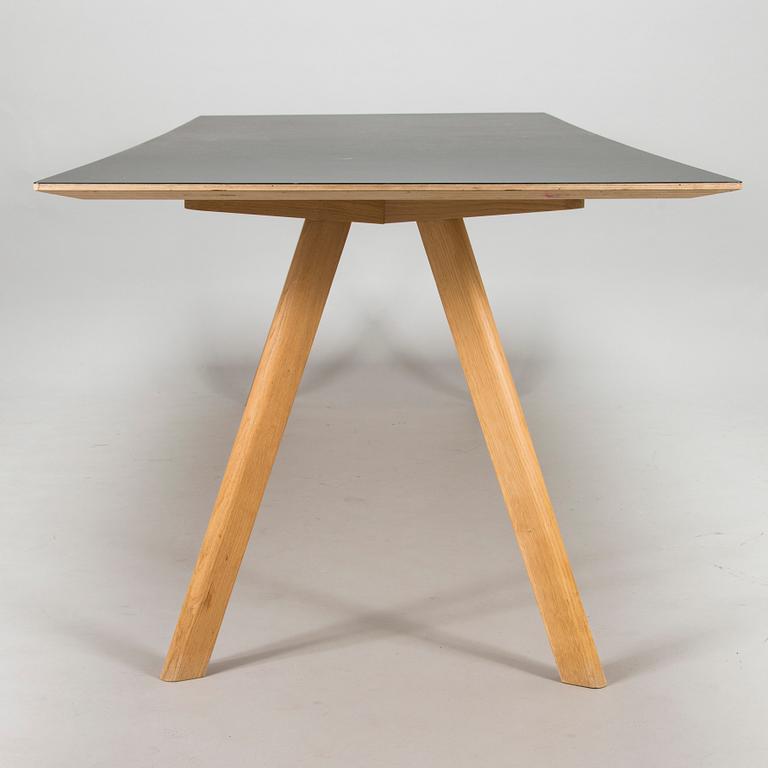 Ronan & Erwan Bouroullec, pöytä, Copenhague Table CPH 30, Hay, Tanska.