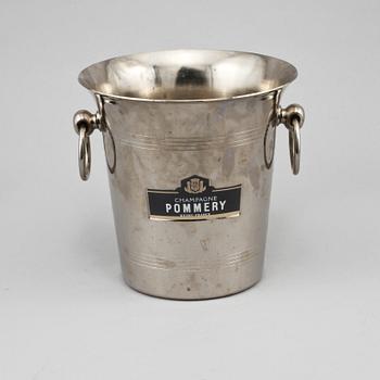 CHAMPAGNEKYLARE, vitmetall, 1900-talets slut/2000-talets början.