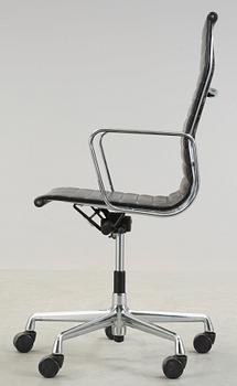 CHARLES & RAY EAMES, skrivbordsstol, "Aluminium group", modell EA 119, Vitra.