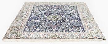 Matta, Nain, part silk, ca 243 x 163 cm.