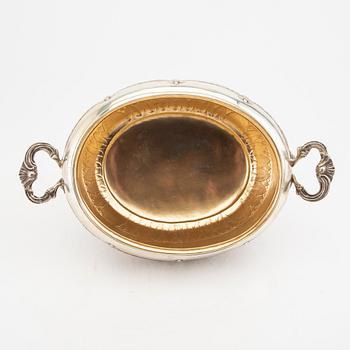 A Swedish 20th century silver tureen Swedish import impress, weight 2460 grams.