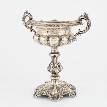 Gustaf Möllenborg, skål på fot, silver, nyrokoko, Stockholm, 1856.