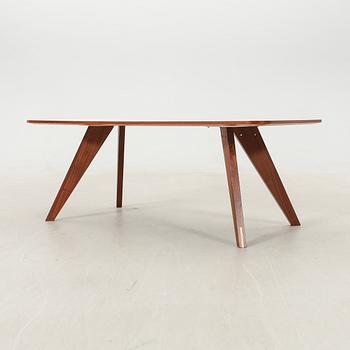 Michael H. Nielsen, coffee table, "New Mood" for Bolia, 21st century.