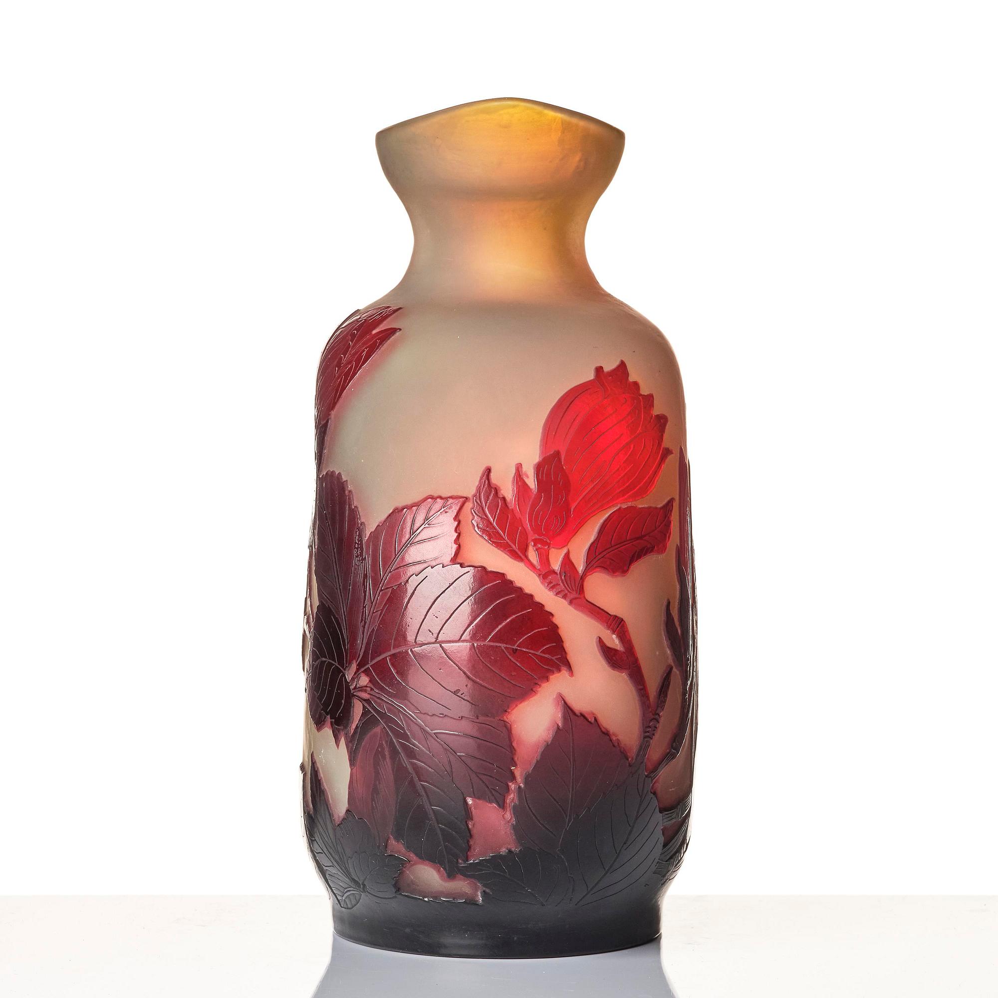 Emile Gallé, an Art Nouveau cameo glass vase, Nancy, France, early 1900s.