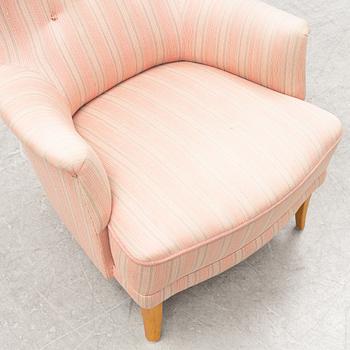 A 'Farmor' easy chair by Carl Malmsten for O.H. Sjögren, second half of the 20th Century.
