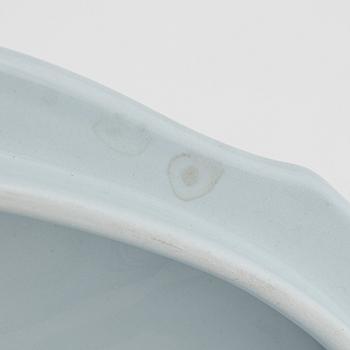 A porcelain tureen, Rörstrand, Sweden, 1976, after original from 1758.
