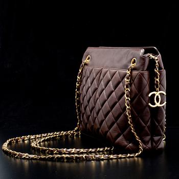 VÄSKA, axelremsväska, Chanel.