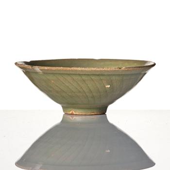 A carved 'Yazohou' bowl, Song dynasty (960-1279).