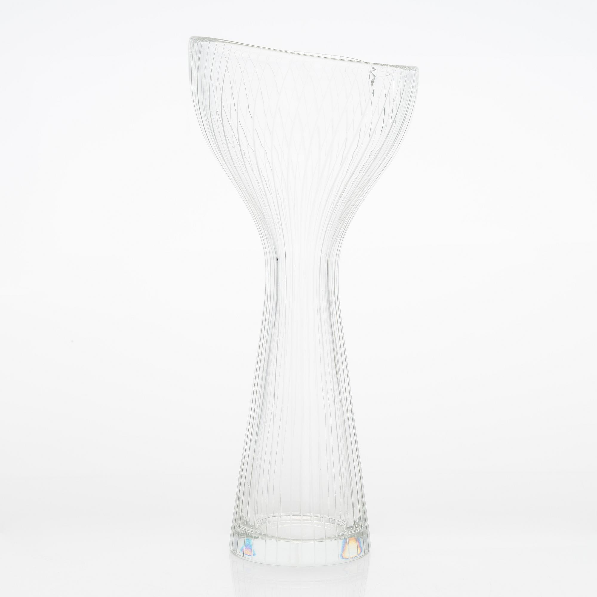 Tapio Wirkkala, a '3520' vase, signed Tapio Wirkkala Iittala -55.