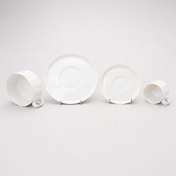 A 53 piece "Winterreise" & "Polygon"  dinner/coffee set by Rut Bryk and Tapio Wirkkala for Rosenthal. Late 20th century.