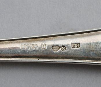 BESTICK, 13 delar, silver, olika modeller, 1900-tal. Total vikt ca 445 gram.