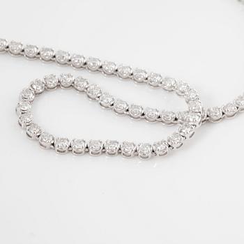 COLLIER, med briljantslipade diamanter ca 11.55 ct.