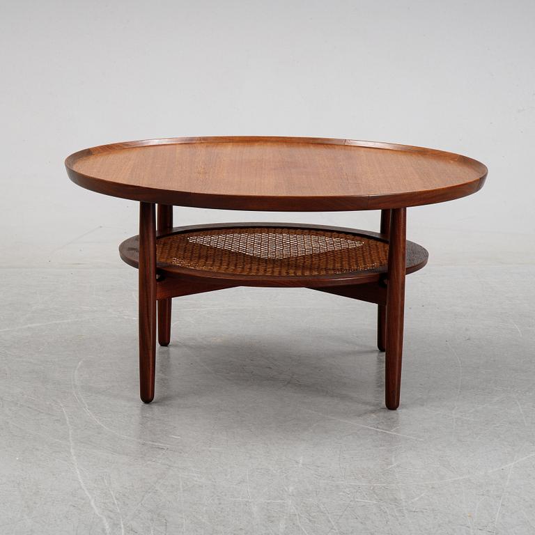 A teak veneered coffee table, 1950's/1960's.
