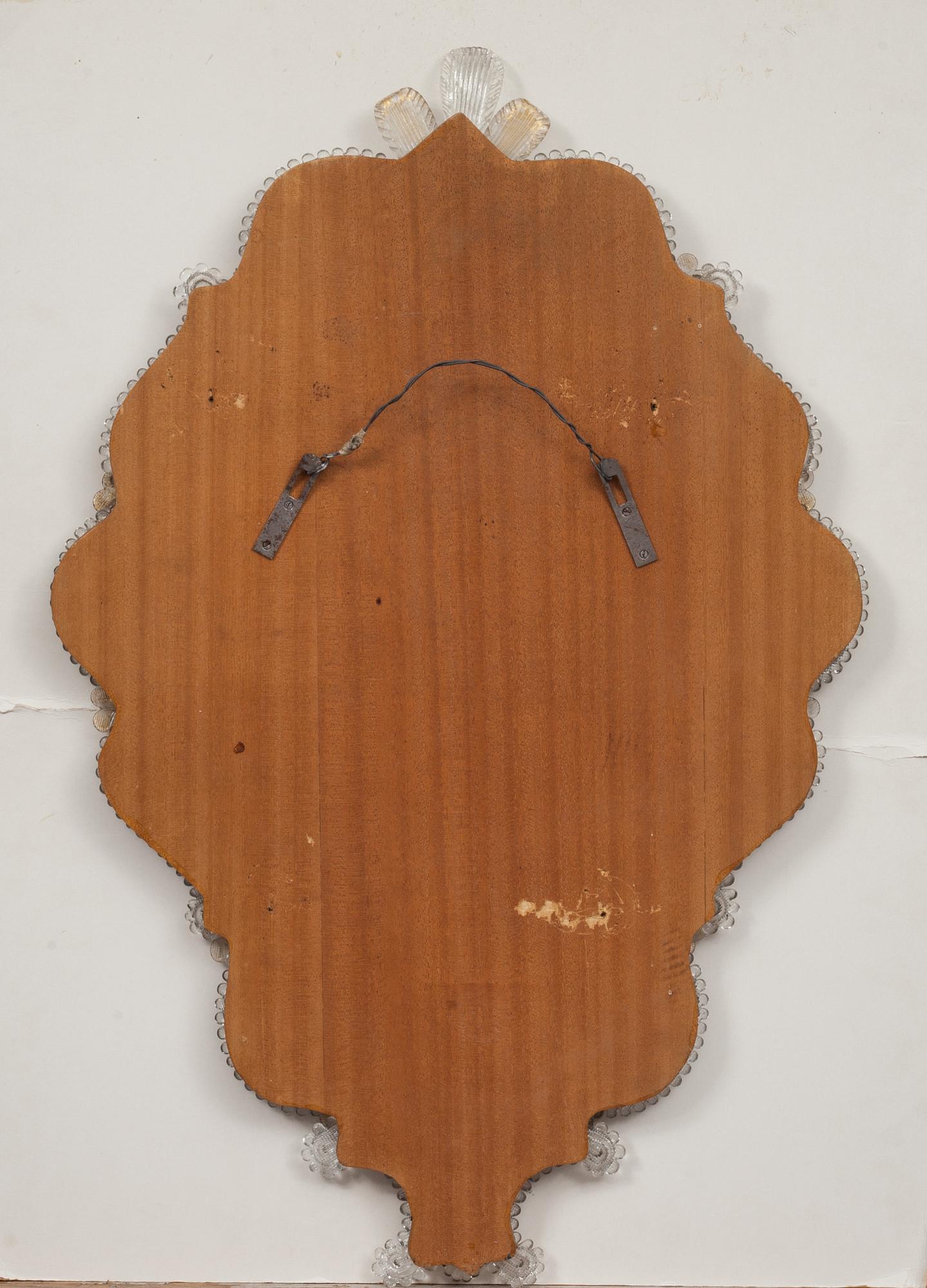 SPEGEL, glas. Venetiansk stil, 1900-tal.