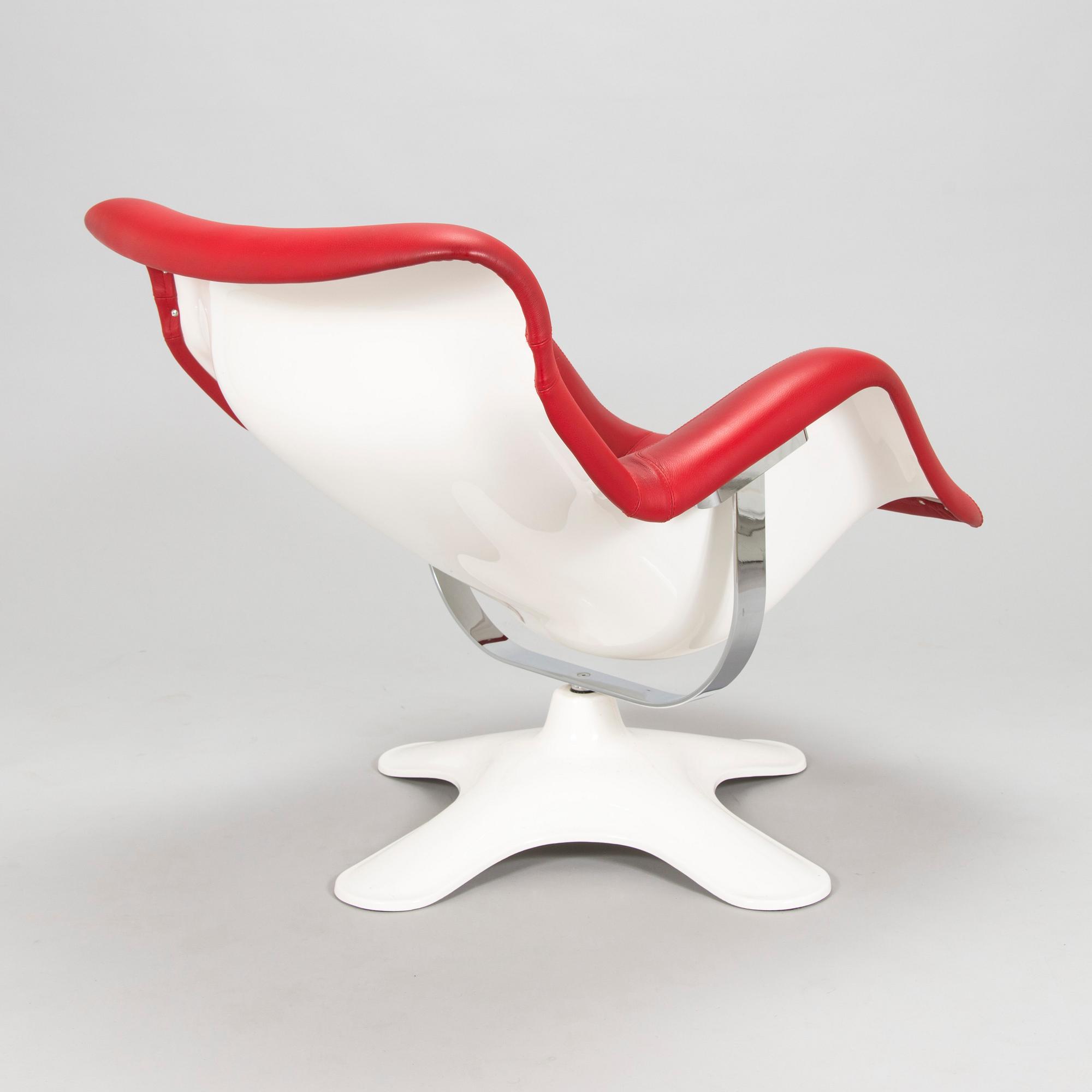 Yrjö Kukkapuro, a 'Carousell' armchair for Avarte 2013.